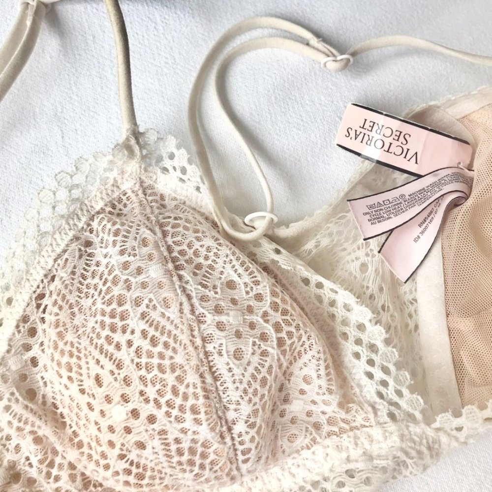 Victoria’s Secret White Cream Lace Set